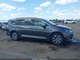 Chrysler Pacifica Hybrid Limited 2C4RC1N73KR630176 photo