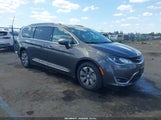 Chrysler Pacifica Hybrid Limited 2C4RC1N73KR630176 photo
