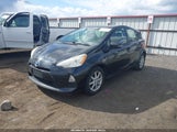 Toyota Prius C Three JTDKDTB35C1520246 снимка