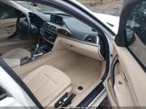 BMW 320I xDrive WBA8E5G5XGNT94247 fotografie