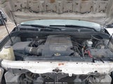 Toyota Tundra Grade 4.6L V8 5TFRM5F15CX043852 photo