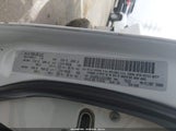 Ram  Slt 4X4 6'4 Box 3C6UR5DL6JG215895 снимка