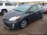 Toyota Prius Three JTDKN3DU3E1761521 снимка