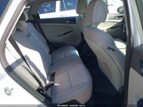 Hyundai Tucson Se KM8J2CA48JU676140 photo