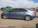 Toyota Corolla Le JTDEPRAE6LJ009865 снимка