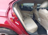 Toyota Camry Le 4T1B11HK5KU693723 photo
