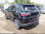 Jeep Compass Latitude 4X4 3C4NJDBB5JT145564 снимка