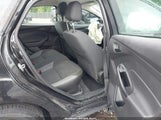 Ford Focus Se 1FAHP3K21CL318913 photo