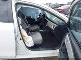 Toyota Corolla Le 5YFBURHE7HP702674 снимка
