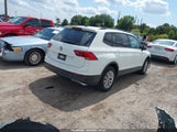 Volkswagen Tiguan 2.0T S 3VV1B7AX8LM148287 fotografie