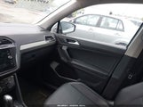 Volkswagen Tiguan 2.0T Se/2.0T Sel 3VV2B7AX4JM067157 fotografie