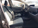 Toyota Prius C Two JTDKDTB38F1575651 снимка