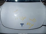 Tesla Model Y Long Range Dual Motor All-Wheel Drive 7SAYGDEE0NF390037 снимка