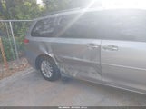 Toyota Sienna Xle V6 8 Passenger 5TDYK3DC8DS343516 снимка
