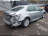 Toyota Camry Le 4T1R11AK9NU641234 fotografie