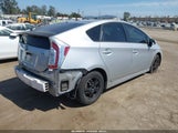 Toyota Prius Two JTDKN3DU5D5610073 снимка