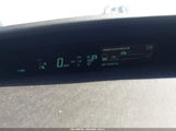 Toyota Prius Two JTDKN3DU5D5610073 fotografie