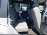 Jeep Wrangler Unlimited Sahara 1J4GA59138L553606 fotografie
