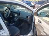 Chevrolet Sonic Lt Auto 1G1JC5SH2D4180665 снимка