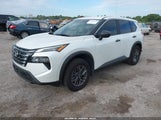 Nissan Rogue S Fwd 5N1BT3AA1SC844229 fotografie