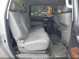 Toyota Tundra Limited 5.7L V8 5TFHY5F12AX126331 fotografie