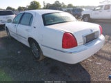 Lincoln Town Car Signature Limited 2LNHM82VX8X634309 fotografie