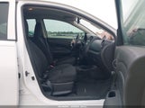 Nissan Versa 1.6 S+ 3N1CN7AP3HL905529 fotografie