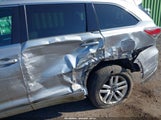 Toyota Highlander Le V6 5TDBKRFH1GS257292 снимка