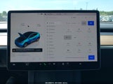 Tesla Model Y Long Range Dual Motor All-Wheel Drive 7SAYGDEE6NF511086 fotografie