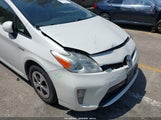 Toyota Prius Three JTDKN3DU3E0381049 снимка