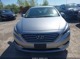 Hyundai Sonata Se 5NPE24AF1FH202903 снимка