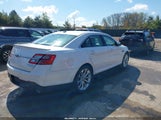Ford Taurus Limited 1FAHP2F87EG128795 fotografie