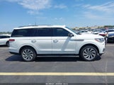 Lincoln Navigator Reserve 5LMJJ2KG8PEL01726 photo