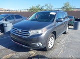 Toyota Highlander Base V6 5TDBK3EHXCS111899 fotografie