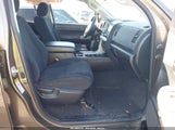 Toyota Tundra Grade 5.7L V8 5TFUW5F1XDX286224 снимка