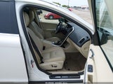Volvo Xc60 T6 YV4902RB9F2563792 снимка