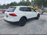 Volkswagen Tiguan 2.0T Se/2.0T Wolfsburg Edition 3VV3B7AX1RM196120 снимка