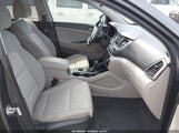 Hyundai Tucson Value KM8J33A20HU561182 снимка