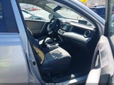 Toyota Rav4 Xle 2T3RFREV4FW302104 снимка