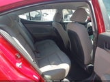 Hyundai Elantra Se KMHD84LF6HU402848 photo