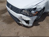 Volkswagen Passat 1.8T R-Line 1VWAT7A35GC067471 photo