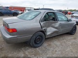 Toyota Camry Le JT2BG22K2Y0445116 снимка