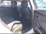 Chevrolet Impala 1Lt 1G1105SA4HU112370 снимка