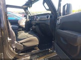 Jeep Wrangler 4-Door Sahara 4X4 1C4HJXEN0PW695083 снимка