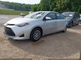 Toyota Corolla Le 5YFBURHE5JP738708 снимка