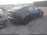 Tesla Model 3 Long Range Rear-Wheel Drive/Standard Rear-Wheel Drive 5YJ3E1EAXSF970139 снимка