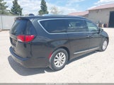 Chrysler Pacifica Touring L 2C4RC1BG1KR651550 снимка