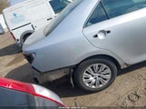 Toyota Camry Le 4T1BF1FK6CU029548 снимка
