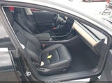 Tesla Model 3 5YJ3E1EA1KF304383 снимка