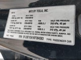 Tesla Model 3 5YJ3E1EA1KF304383 снимка